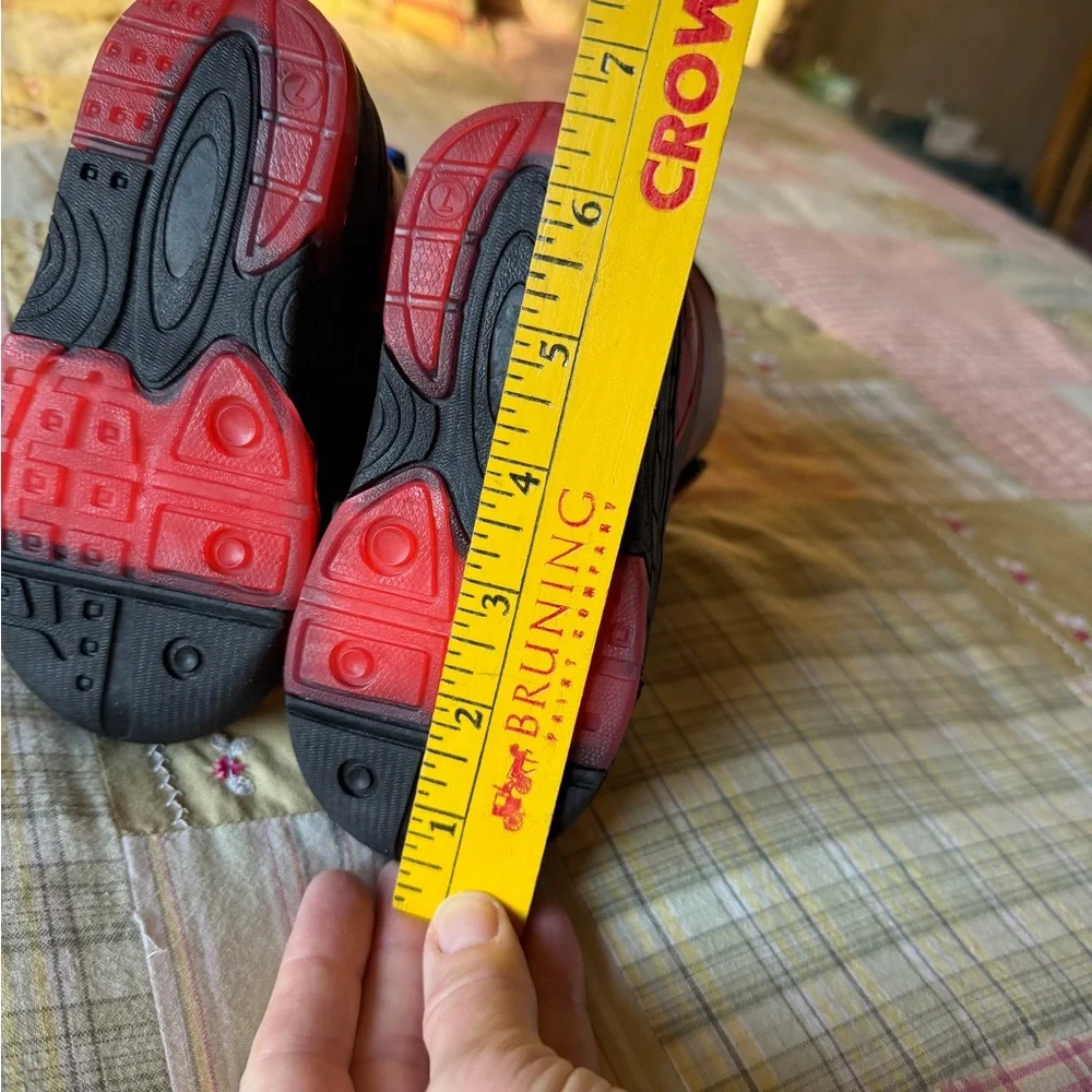 Spiderman Size 7 ‎ Toddler Red and Black Kids' LIGHTED Up Snow Boots NEW